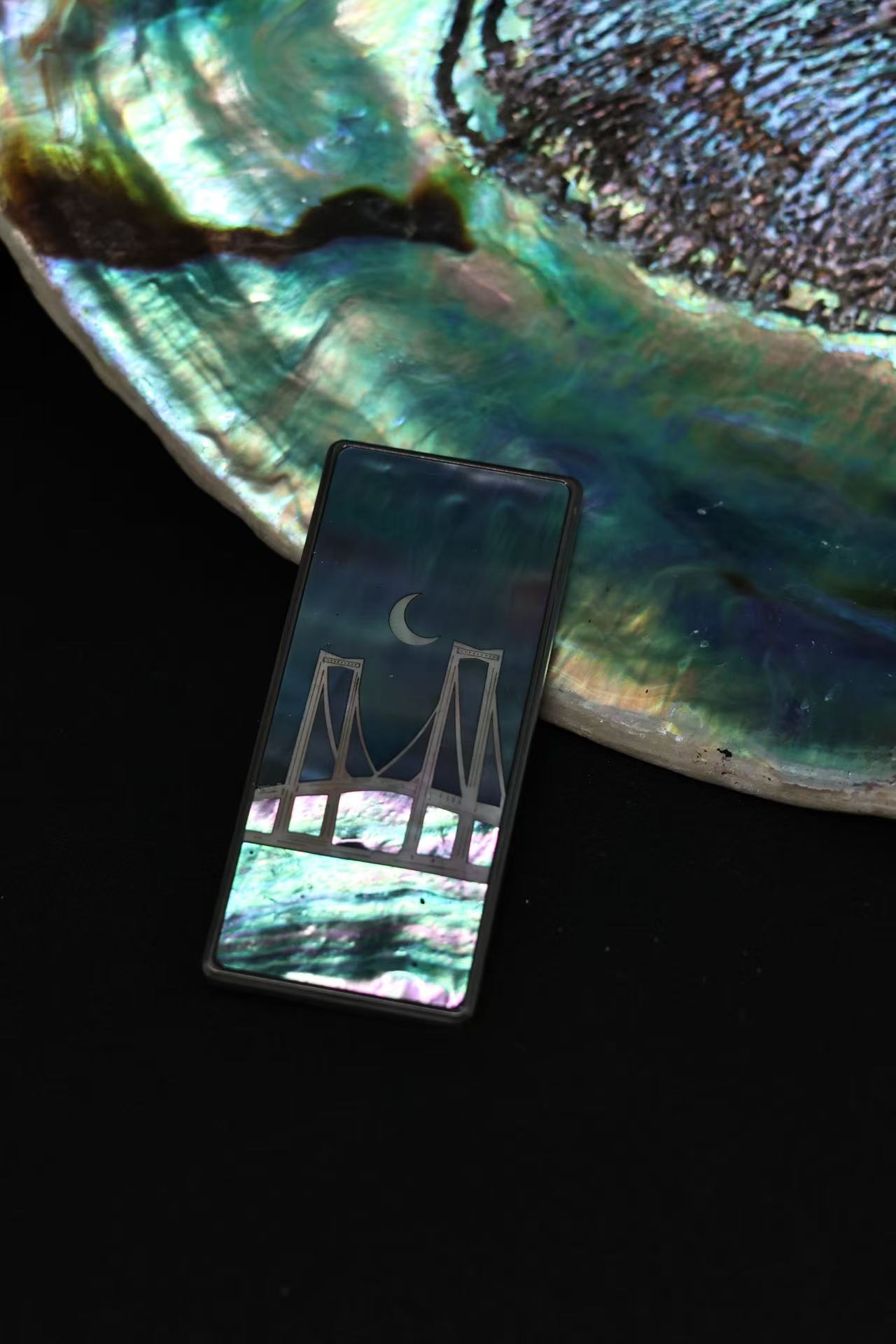 Raden lacquer card holder — bridge at night with crescent moon